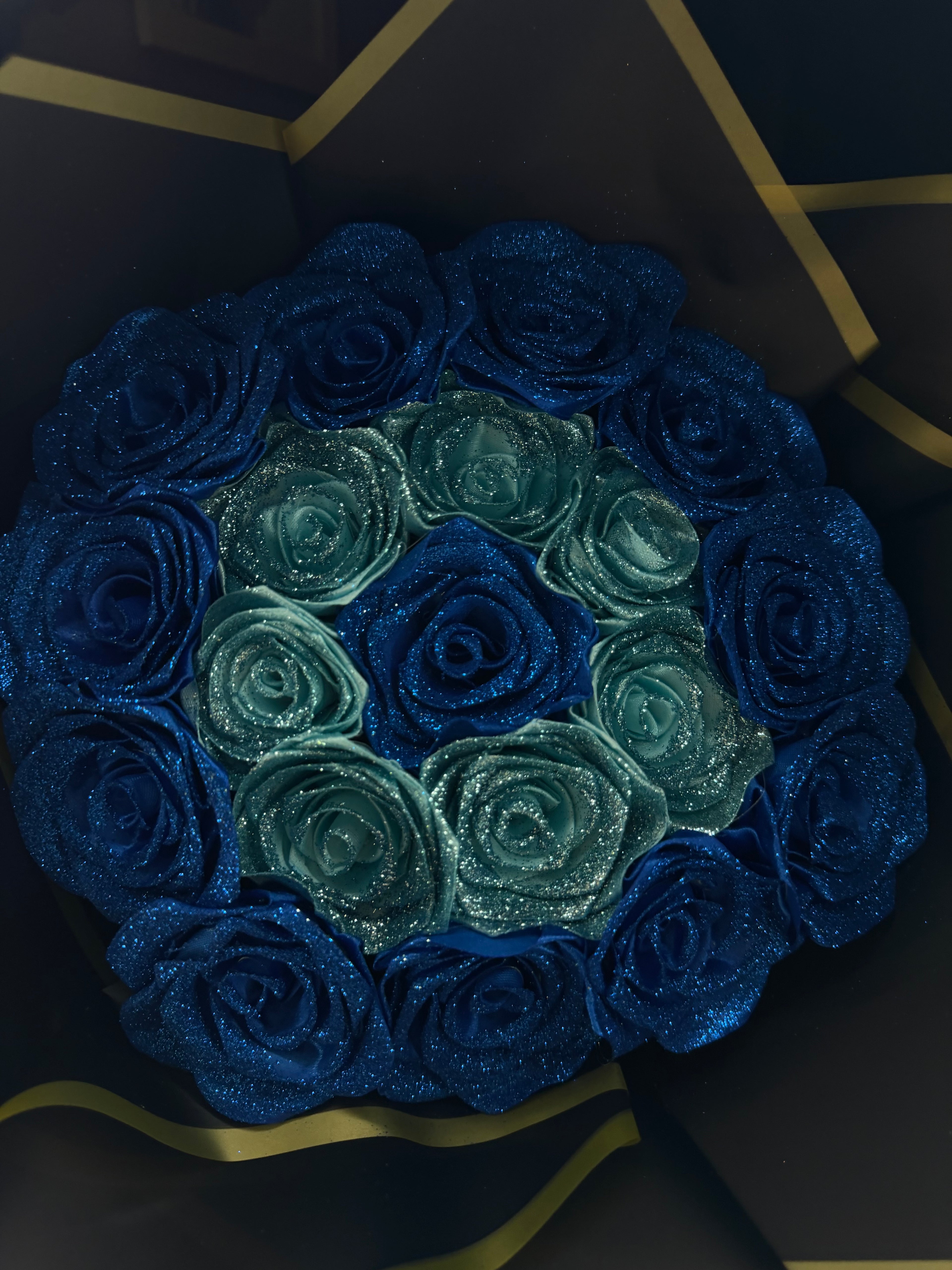 Bouquet 18 roses pailletée 🦋